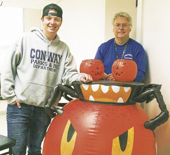 10-25-21 Conway Rec pumpkin vertical