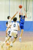 Lakers a 'little off' but turn away feisty Raiders for seventh straight win