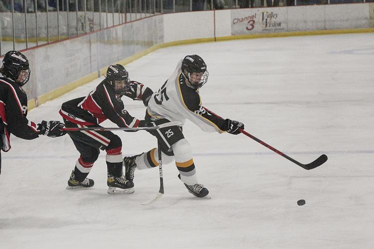 12-14-22 KHS-Berlin Hockey wiggin side