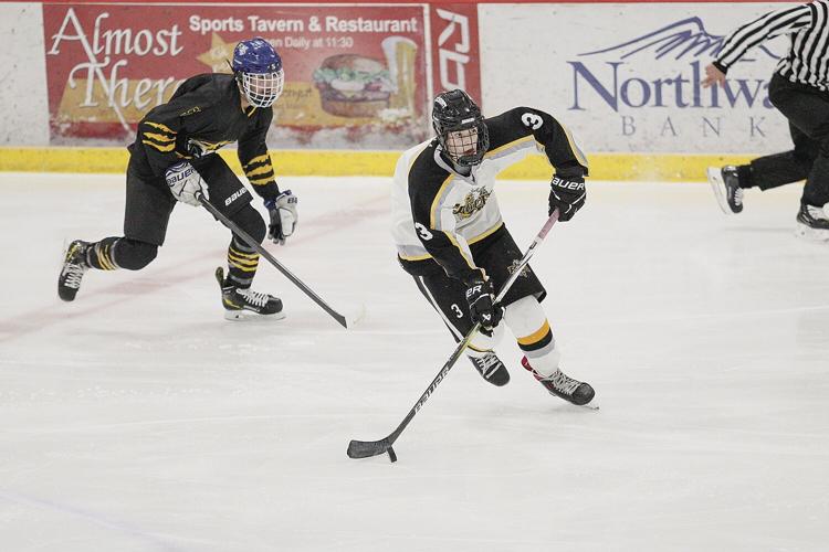 12-28-23 Peter Hall Hockey lopashanski medium