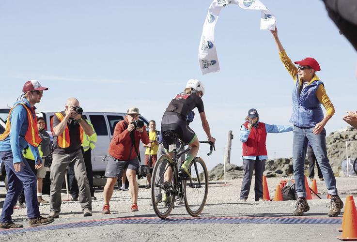 08-20-22 Hillclimb lifting banner for top woman
