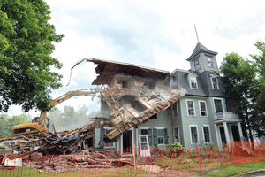 Demolition marks new era for Tamworth Inn property