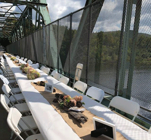 Dinner on the bridge is back