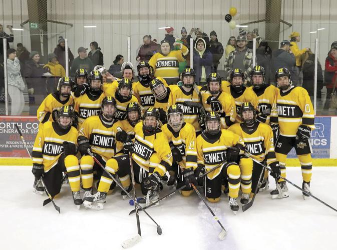 KHS Hockey - Parker Kurze with the team