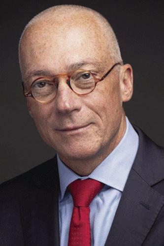 UNH Professor Dan Innis