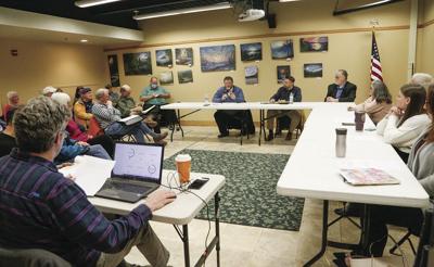 5-8-23 WEEK IN REVIEW - School Bd Forum wide behind smolen