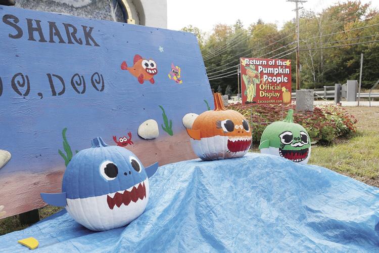 10-05-21 Pumpkins nordic village tight