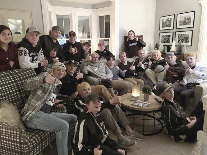 KHS Hockey Team Dinner