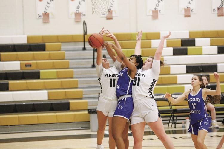 01-04-24 KHS WBB coleman sidoti rebound