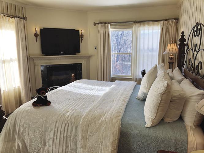 thorn hill guest room.jpg