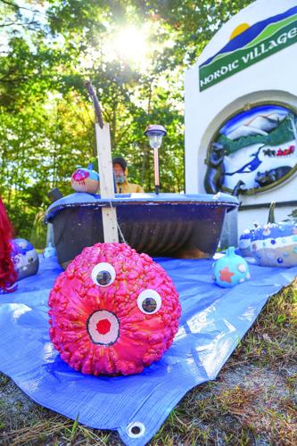 10-01-25 Pumpkin People nordic village fish