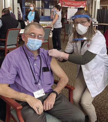 Howie Chandler gets vaccinated