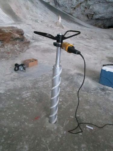 Bacteria frozen for thousands of years in ice cave is resistant to 10 antibiotics