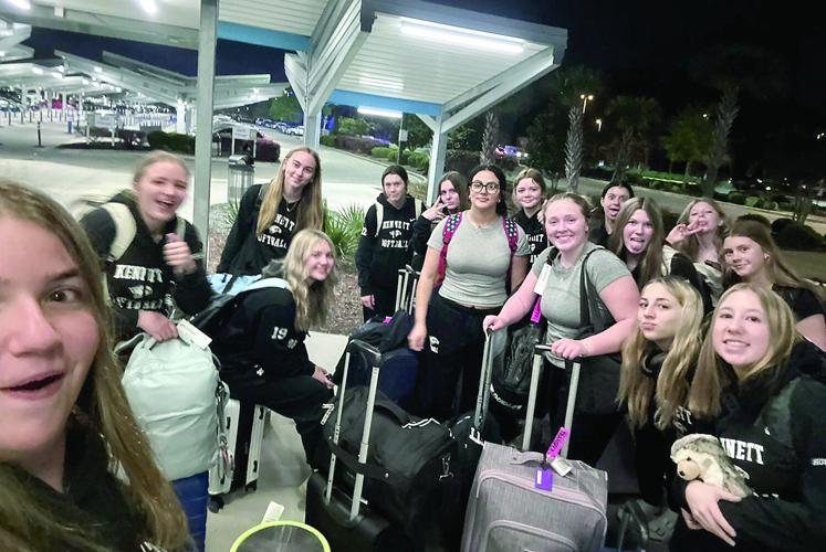 KHS Softball - Myrtle beach - 2025 team at the airport