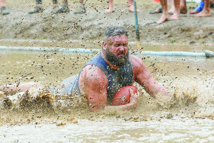 09-06-25 Mud Bowl crashing down medium