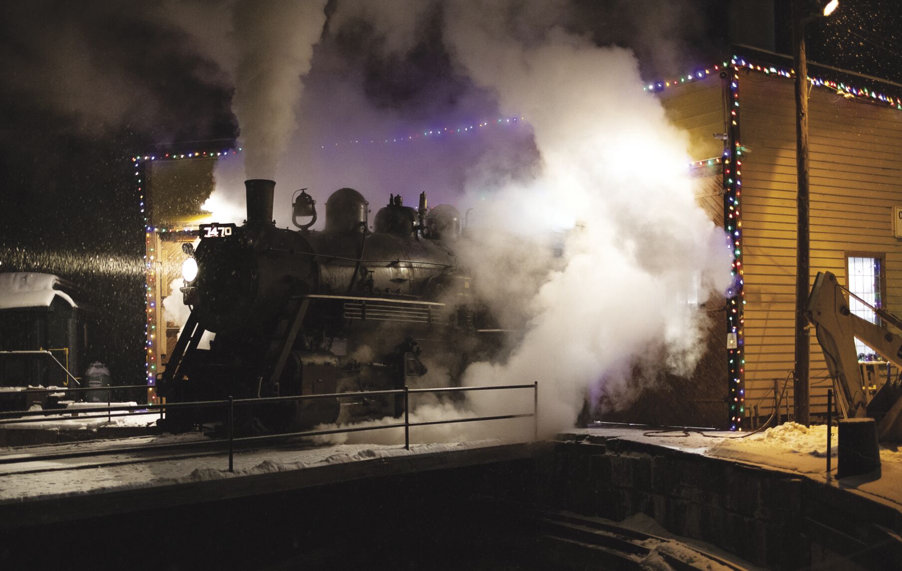 Vintage engine rolling out for 'Winter Steam' - Vimarsana News