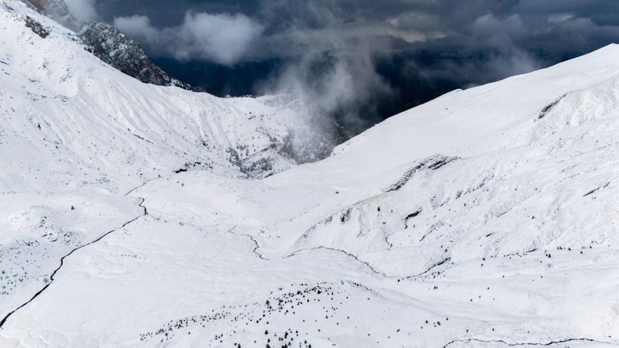Snow cover on Greek mountains more than halved in just four decades, shows study