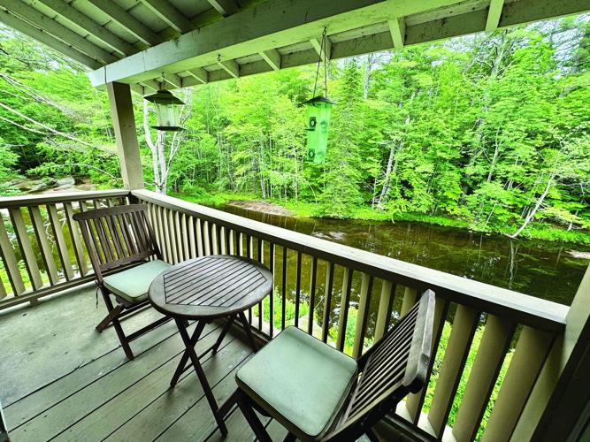 689 Kearsarge porch