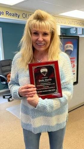 RE/MAX HQ Honors Local Agent for Exceptional Business Performance