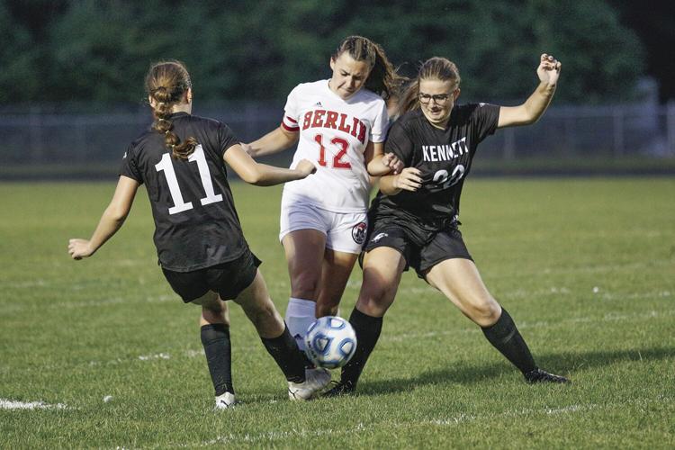 09-06-23 KHS WSOC bartoli sandwiched