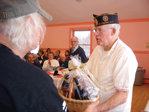 Pandora gets ready to serve up his 30th — and last — community Christmas dinner