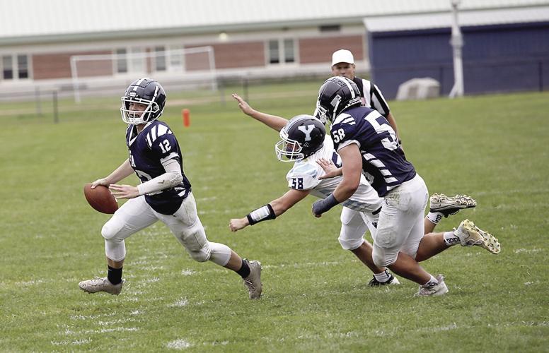 FA Football - Gunnar Saunders scrambles