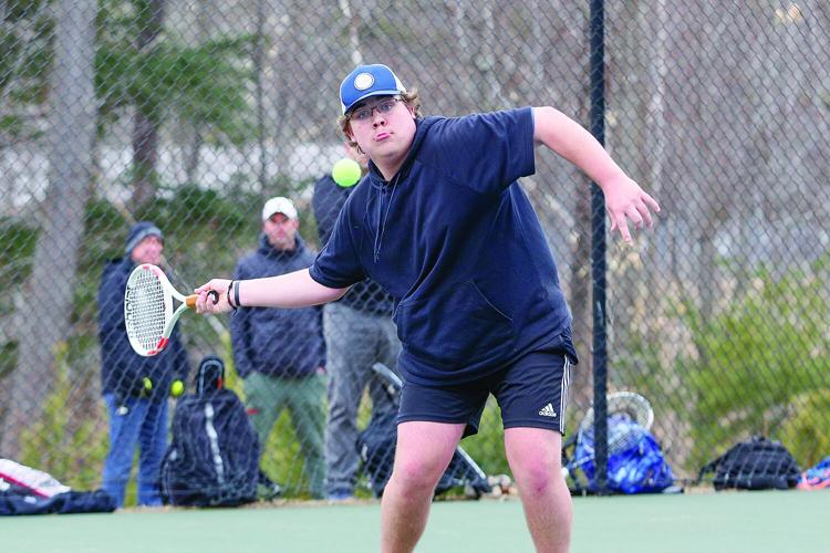 04-07-25 KHS Boys Tennis 1 hembree arms out