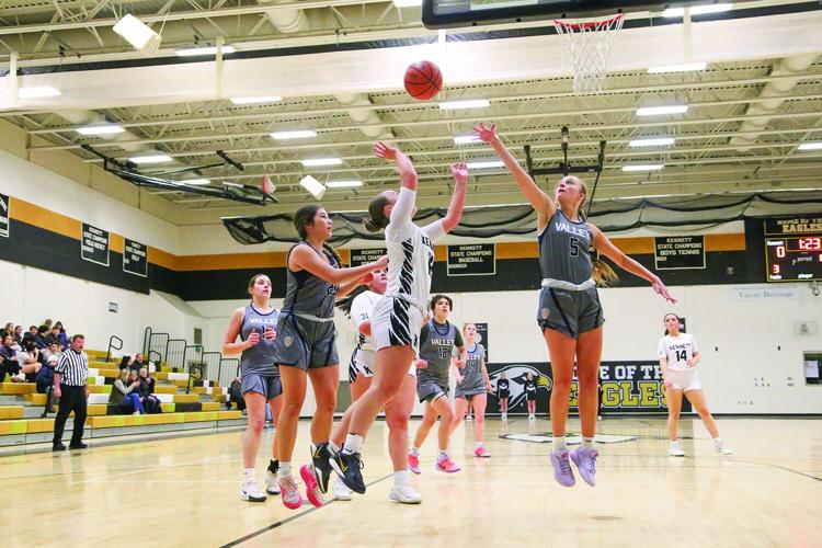 12-12-25 KHS WBB baker shot wide