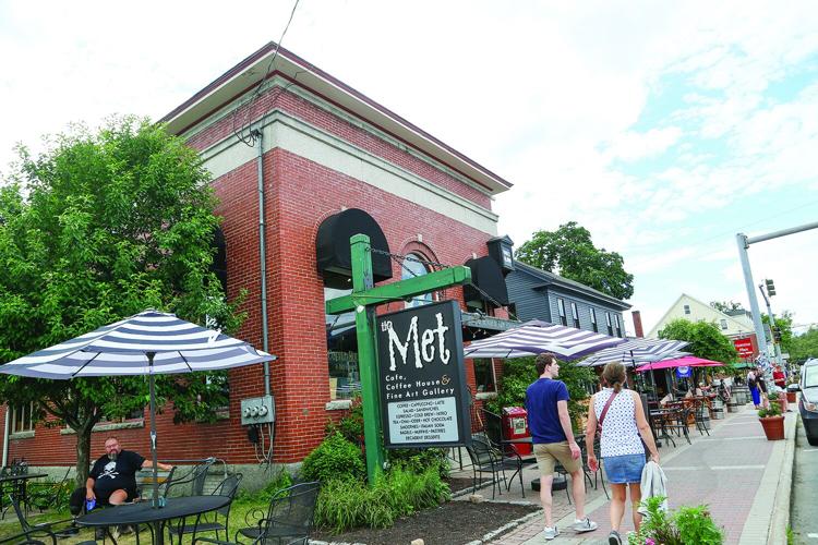 07-08-25 Met outside 1