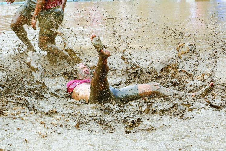 09-07-25 Mud Bowl splash celebrating