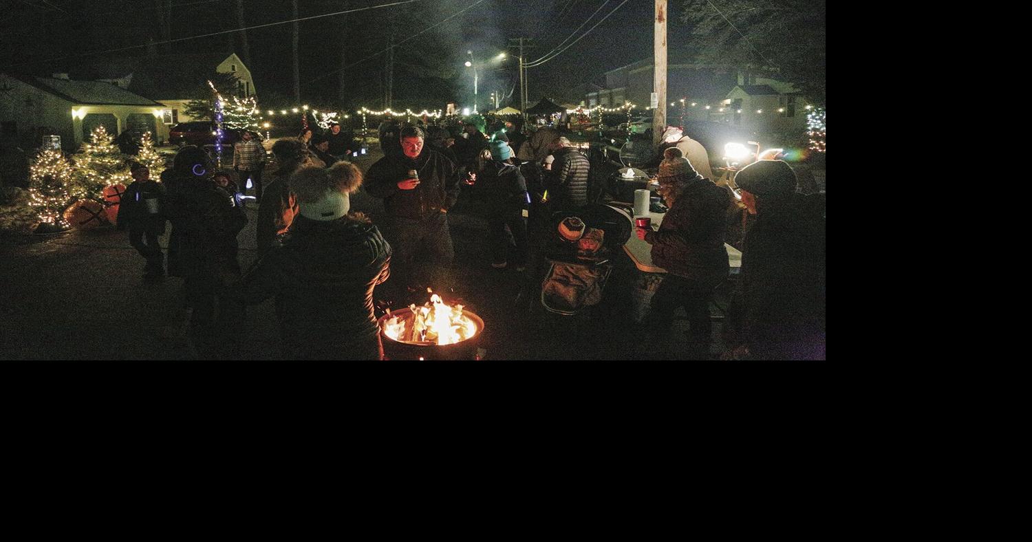 Fryeburg's inaugural Night of Lights attracts crowds Local News
