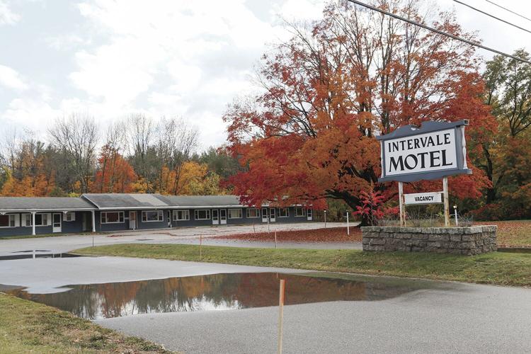 10-18-22 Intervale Motel widest