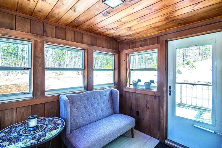 1503 RT 302 Bartlettporch.jpg