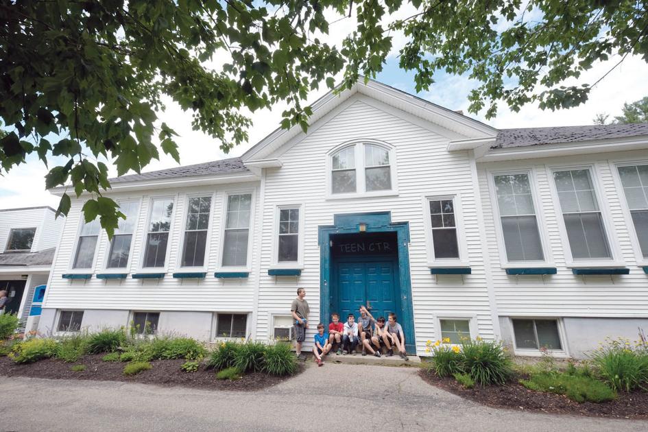 Old rec building to be razed; asbestos found