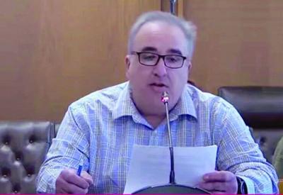 Kevin Clifford testifies before state sentate 42325