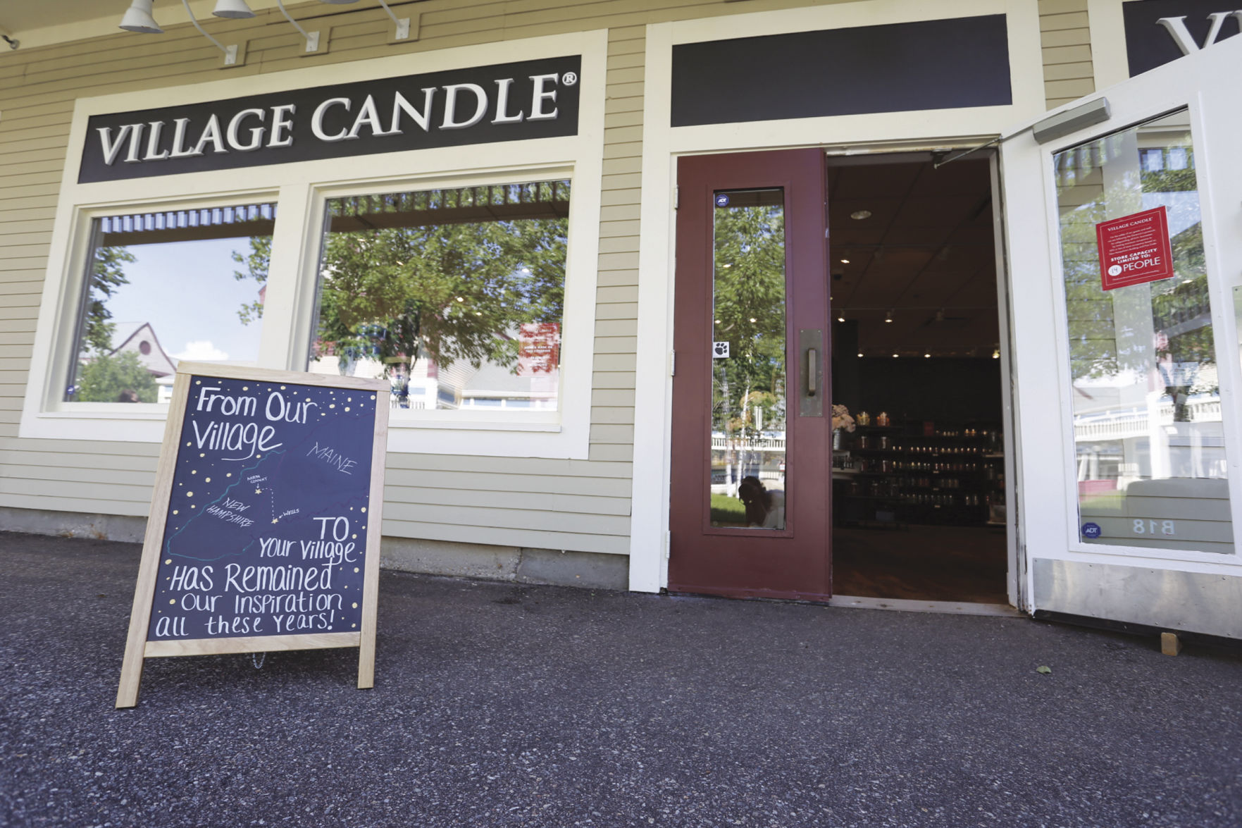 candle outlet
