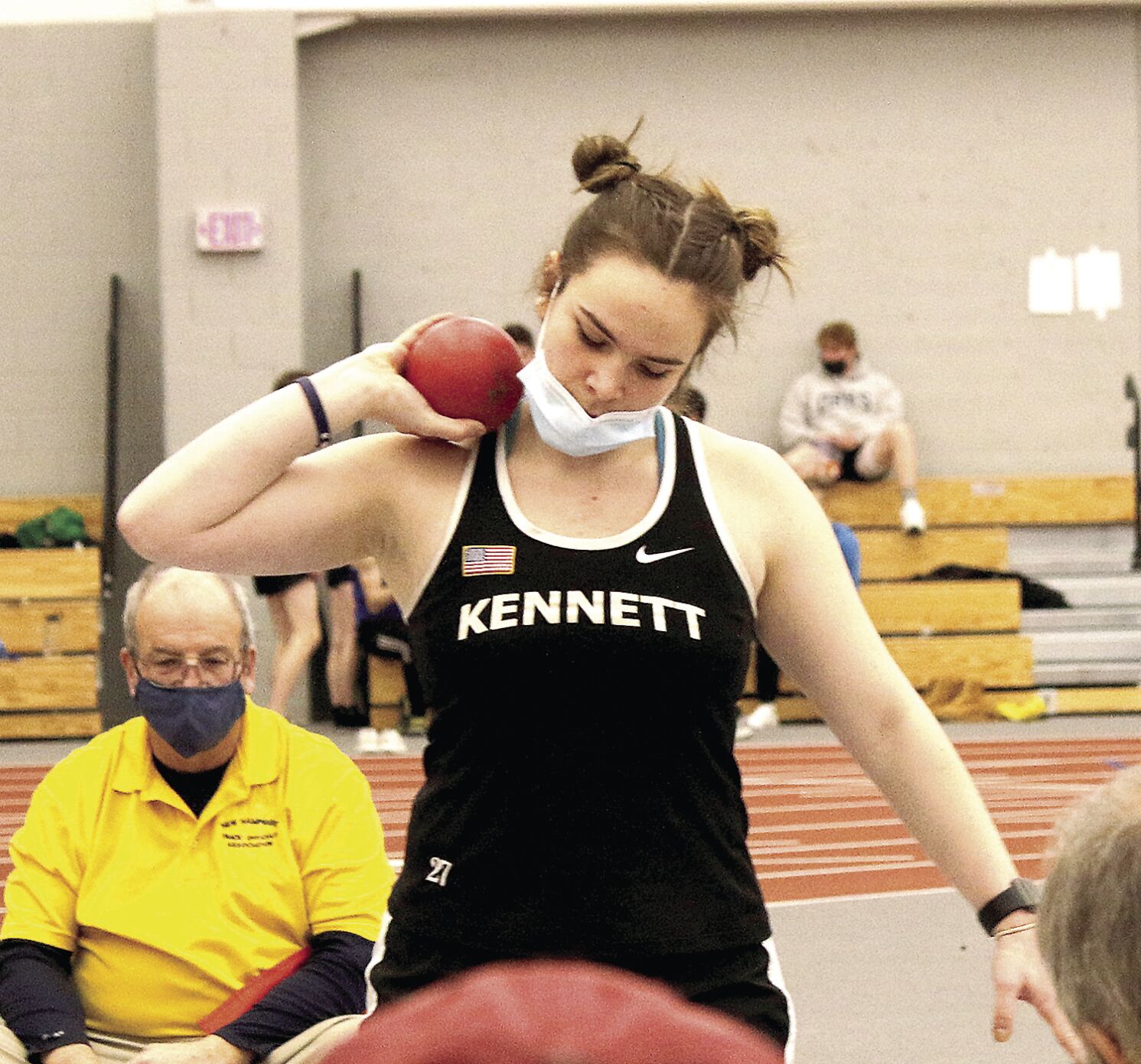 KHS Indoor Track - Taylor Garland shot put 2
