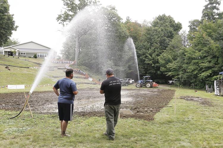 09-09-21 Mud Bowl watching wide