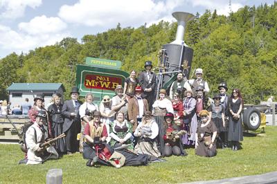 SteampunkFashionShowContestants.jpg