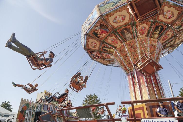 10-01-23 Fryeburg Fair swings legs up