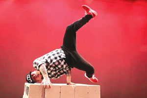 'From Refugee Camp to Project' performance by Artist in Residence Sokeo Ros