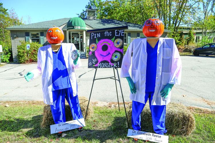 10-02-25 Pumpkin People conway eye pair