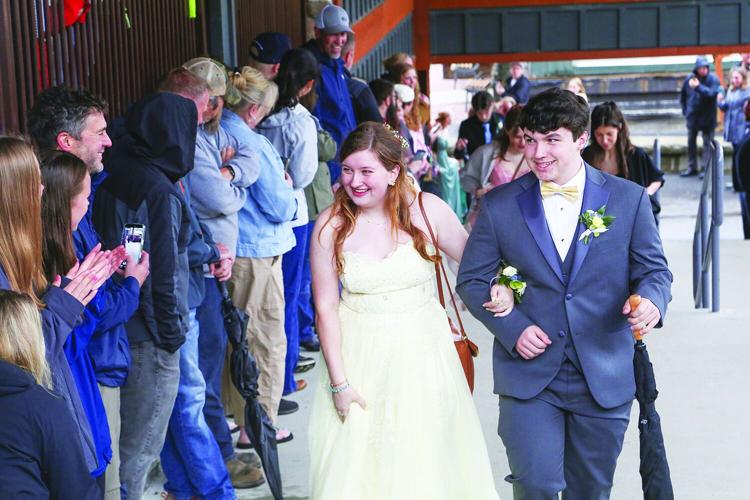 05-09-26 KHS Prom smile yellow