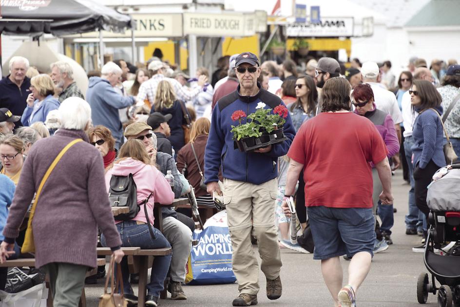 Attendance up 20 percent at home, garden show