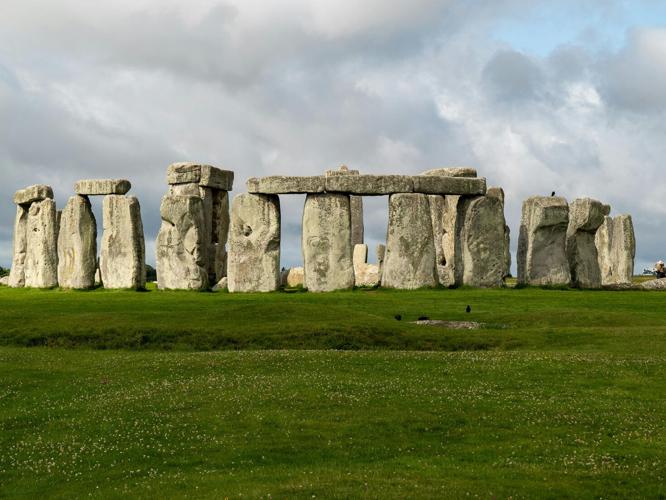 stonehenge_featured