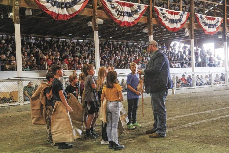 10-01-23 Fryeburg Fair talking before scramble