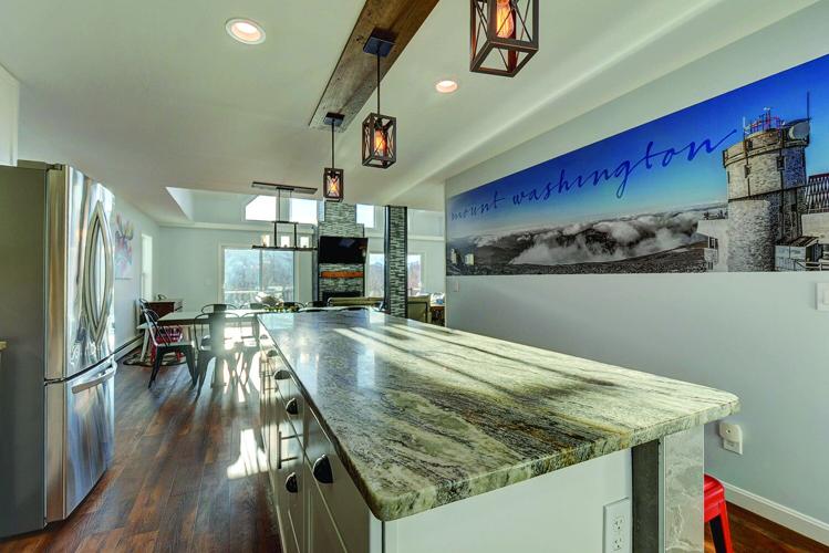 17 Highwoods Drive in Bartlett kitchen