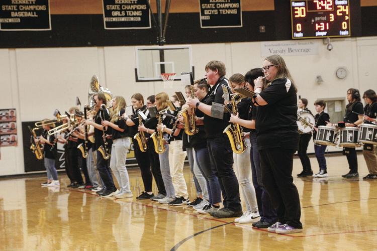 01-13-23 KHS WBB band lined up