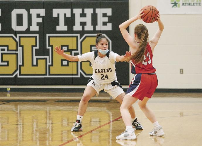 01-18-22 KHS WBB defense chin