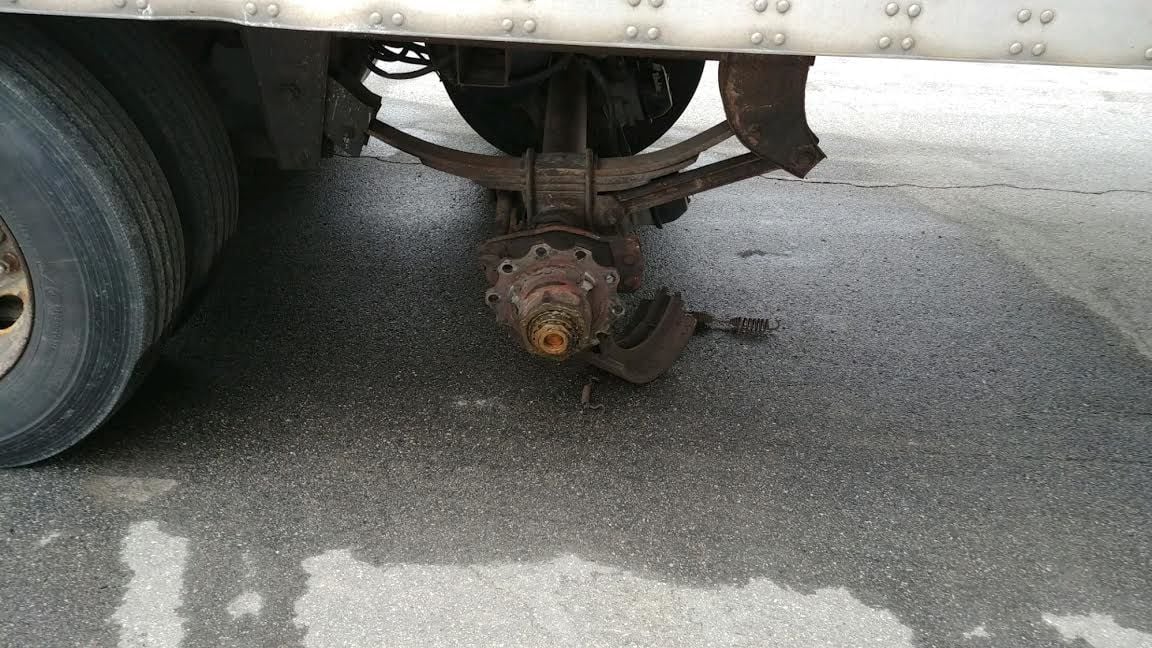 Tractor trailer loses wheels in Conway Local News